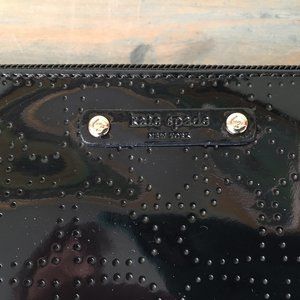 kate spade Bags - kate spade metro spade lg. pouch/cosmetic bag kate spade Bags - kate spade metro spade lg. pouch/cosmetic bag